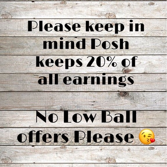 Dainty Boho Gold cross choker necklace - Picture 2 of 6